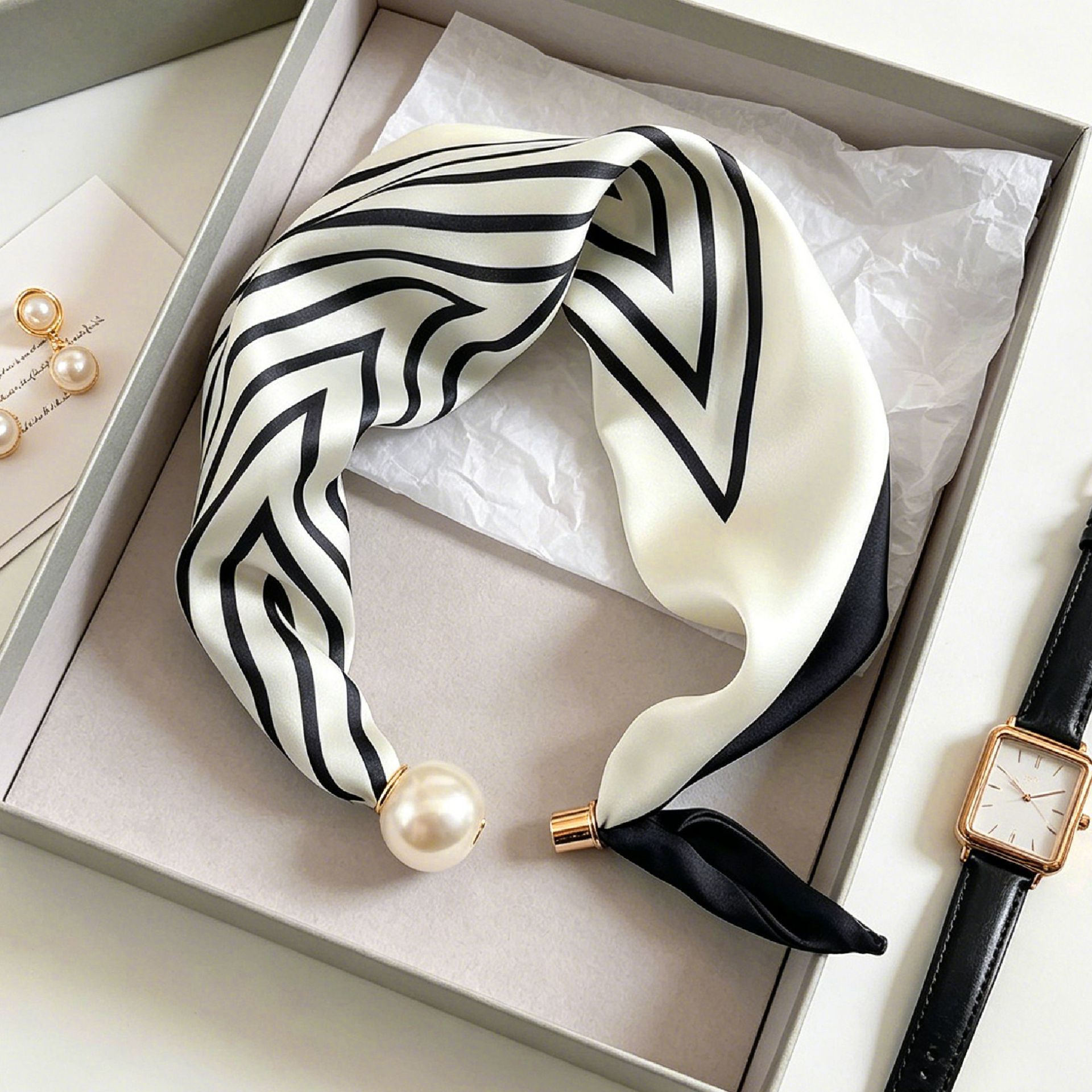 Ascot Neck Scarf - エレガントシックなパールストライプスカーフ女性ファッション便利な磁気バックルスカーフパールテール芸術的なアクセサリーネックラップスカーフ