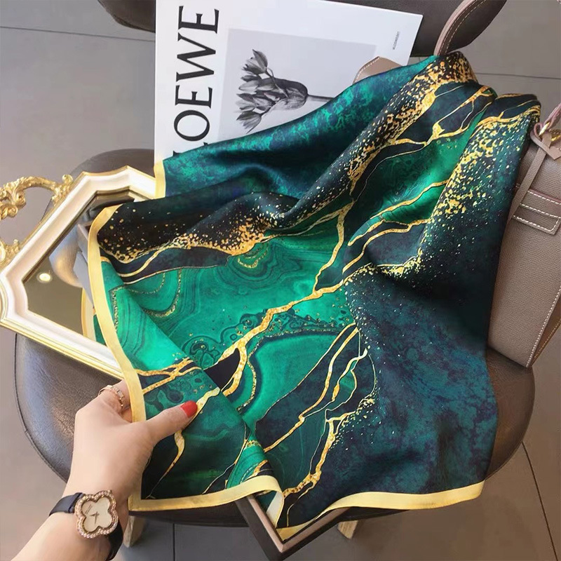 Silk Neck Scarf - 70 × 70 センチメートル女性スカーフシルク感ヘアネックスクエアブランドオフィスバンダナマフラーウェイター客室乗務員ハンカチリングラップ