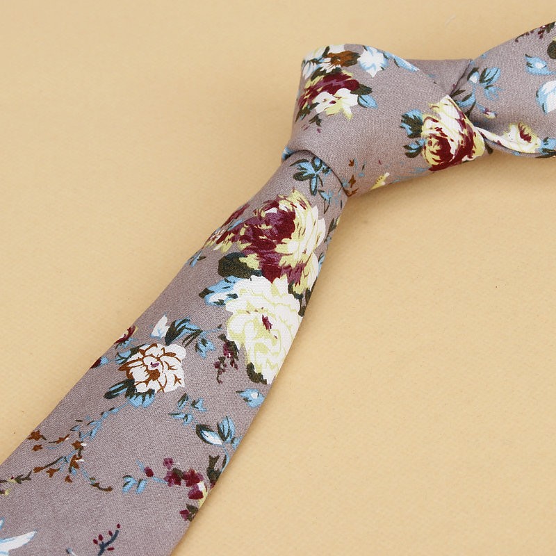 真新しい花ネクタイ狭いカジュアルメンズネクタイ結婚式パーティ - Skinny Tie Men のレビューと価格