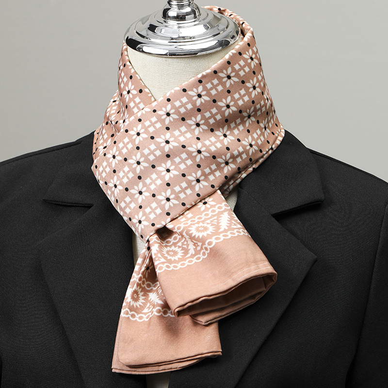 メンズスカーフ イミテーションシルク ネックスカーフ 小さな - Silk Neck Scarf のレビューと価格