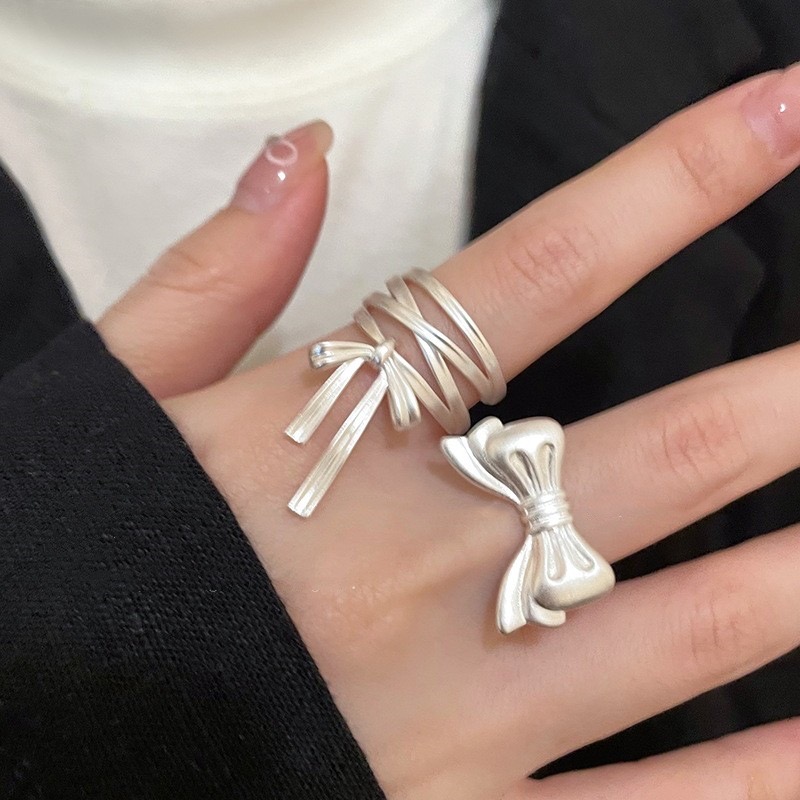 BF クラブ 925 スターリングシルバーリング女性ガール女 - Tie Clip Silver のレビューと価格