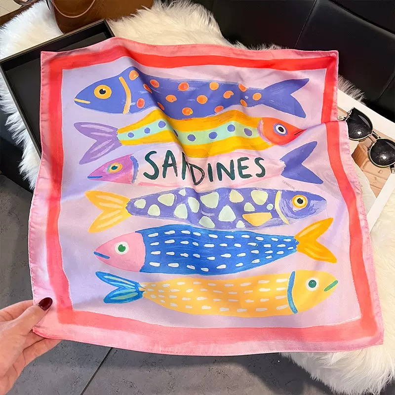 ファッション魚柄スクエアシルクヘッドスカーフ女性エレガントヒ - Silk Neck Scarf のレビューと価格